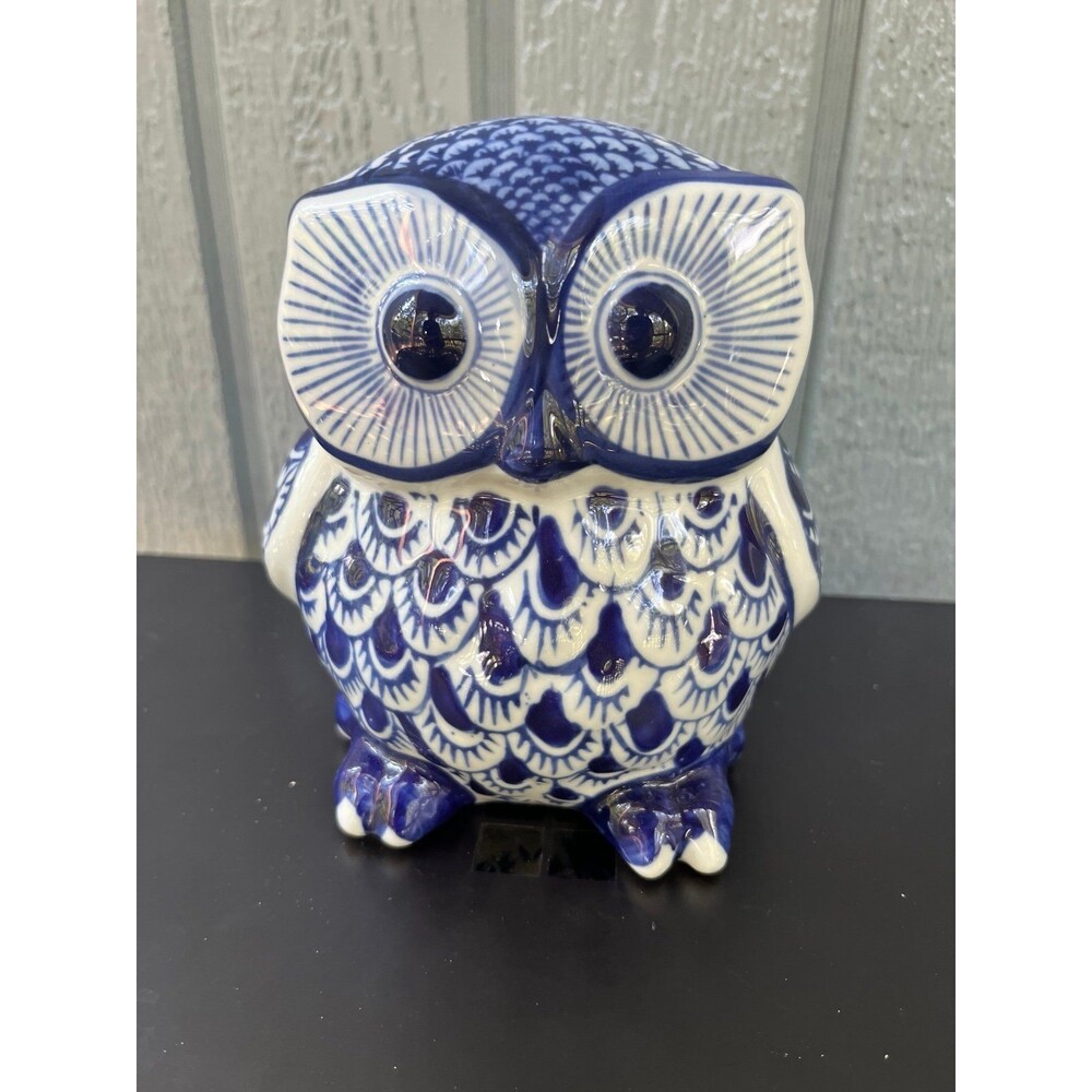 Hand painted Blue & White Ceramic Owl